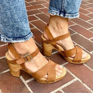 Kork Ease Drew Brown Leather Nailhead Studded Cross Banded Platform Sandals 10